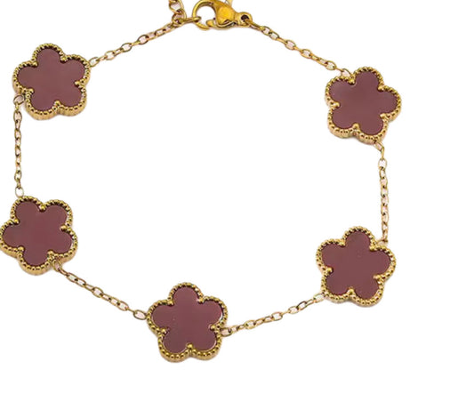 Bracelet clover red